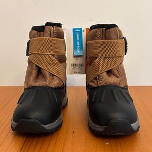 Carter’s Unisex Light-up Black and Tan Winter Boots